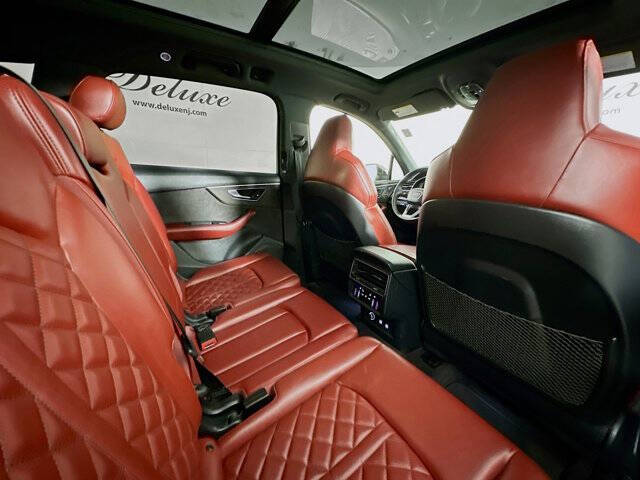 2020 Audi SQ7 4.0T quattro Premium Plus