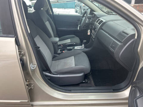 2009 Dodge Avenger SE