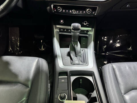 2023 Audi Q3 quattro S line Premium 45 TFSI