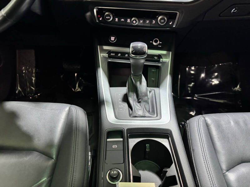 2023 Audi Q3 quattro S line Premium 45 TFSI