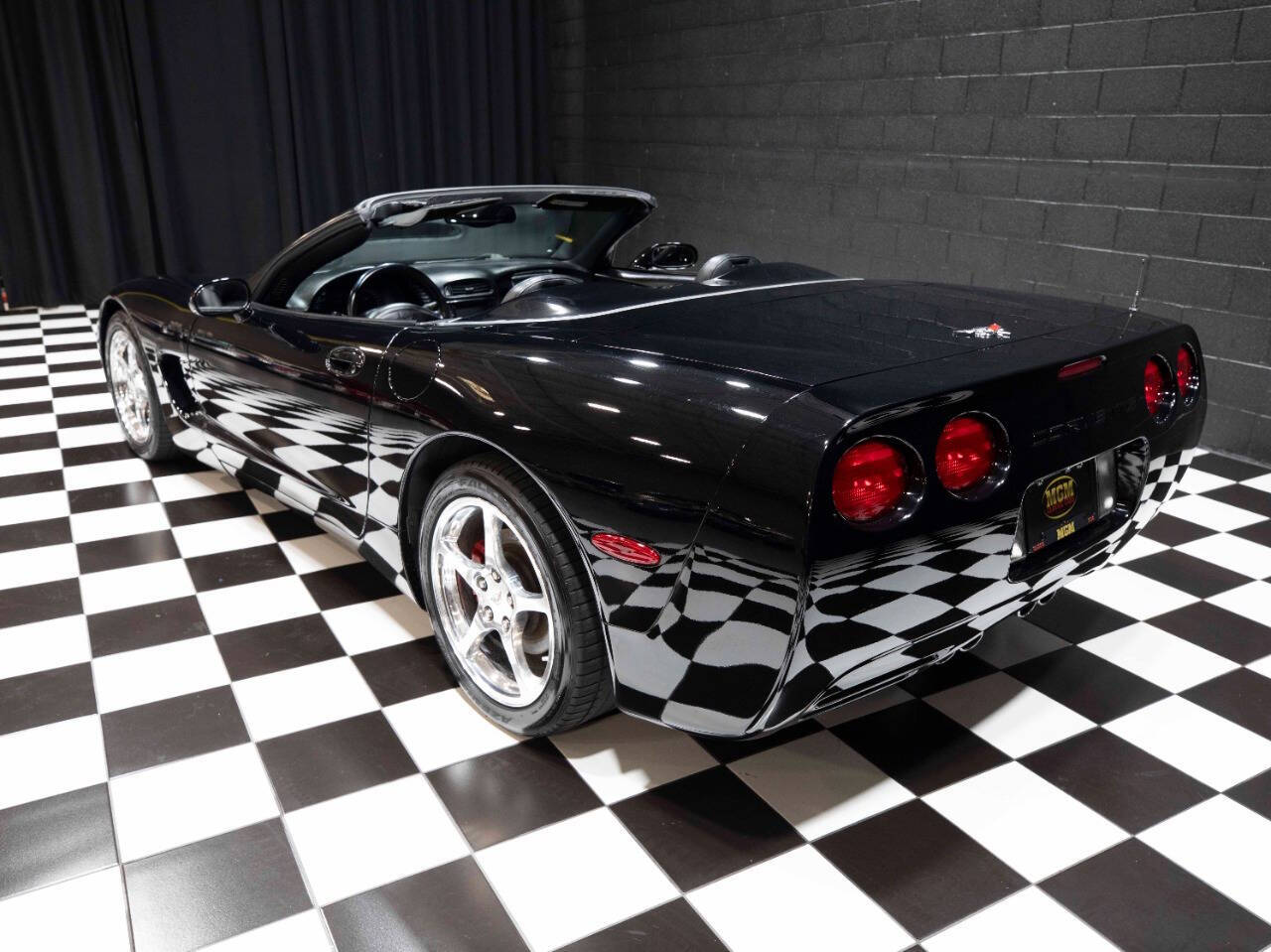 2003 Chevrolet Corvette 21