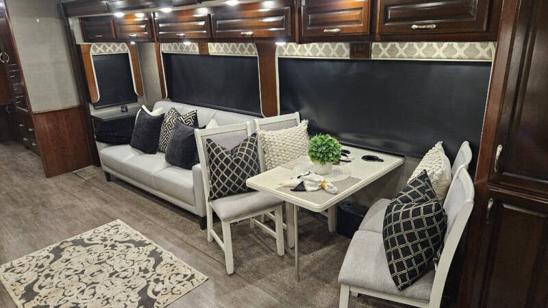 2018 Fleetwood Bounder