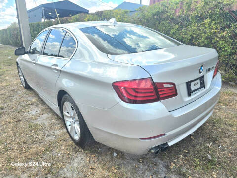 2013 BMW 5 Series 528i