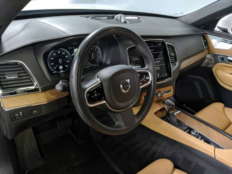 2018 Volvo XC90 T6 Inscription