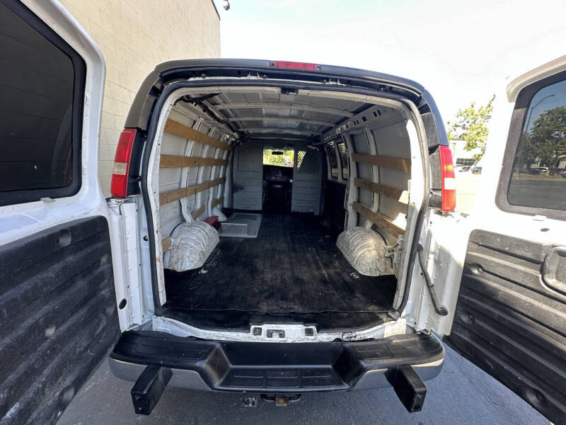2018 Chevrolet Express 2500