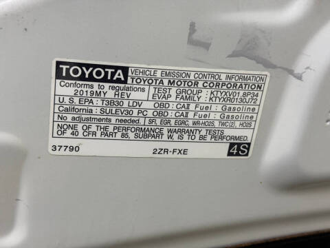 2019 Toyota Prius L Eco