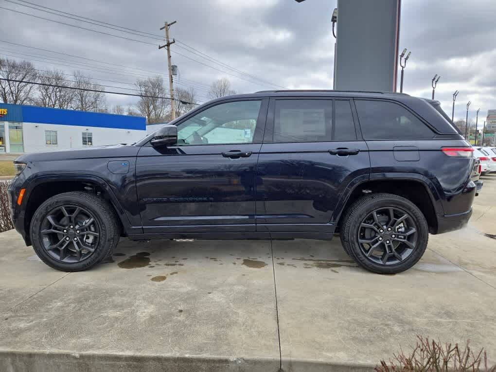 2023 Jeep Grand Cherokee for sale at Dave Warren Used Car Super Center in Westfield, NY