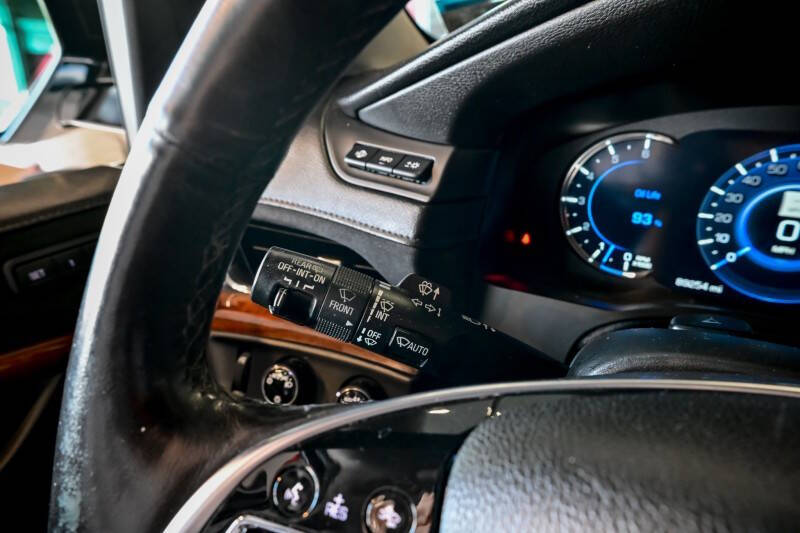2018 Cadillac Escalade ESV Luxury