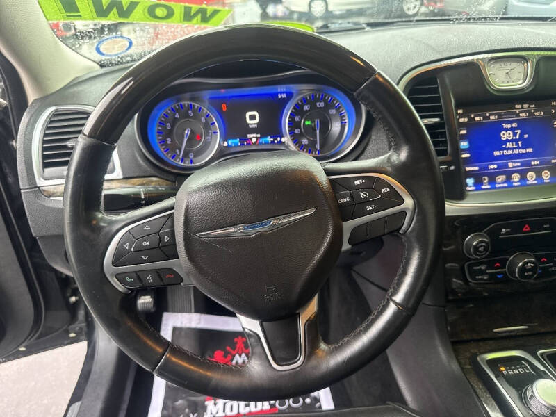 2015 Chrysler 300 C