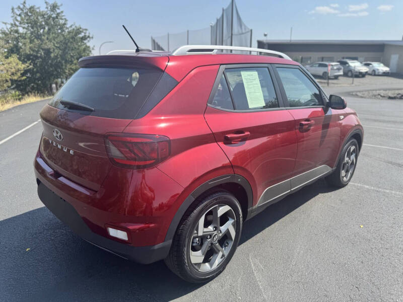 2024 Hyundai Venue SEL