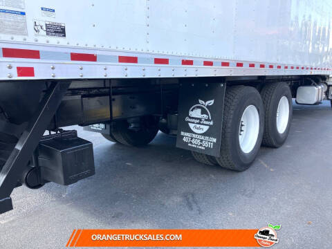 2017 Freightliner M2 106