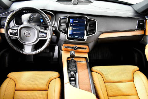 2018 Volvo XC90 T6 Inscription