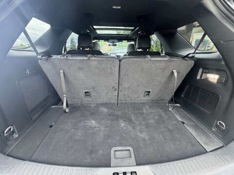 2024 Ford Explorer ST-Line