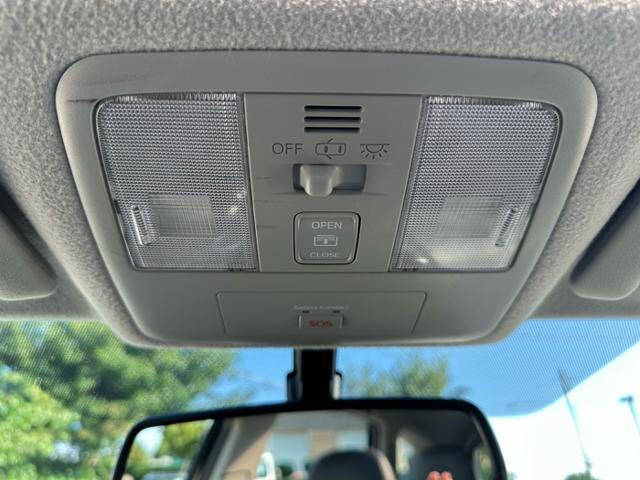 2012 Toyota Prius v Five