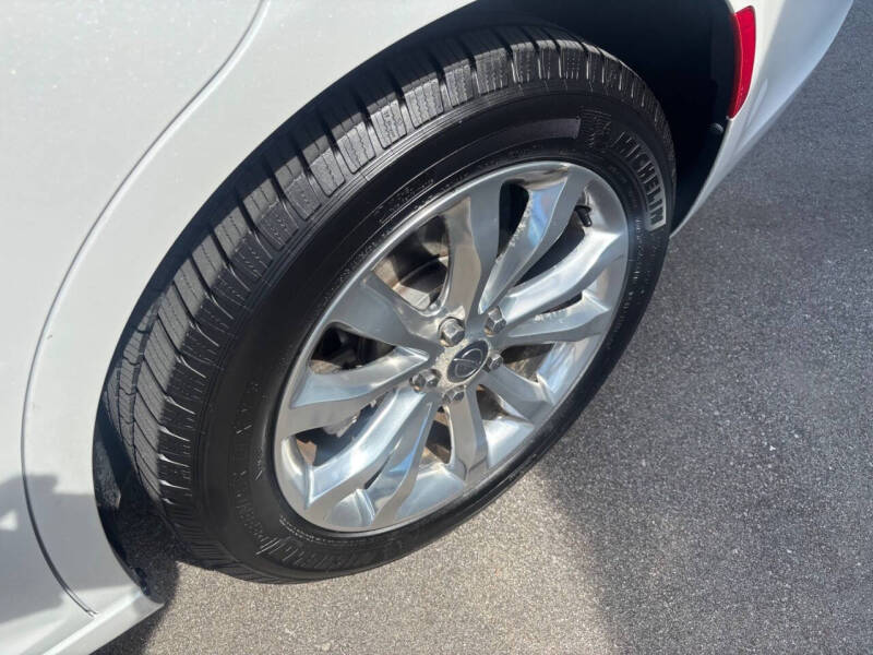 2015 Chrysler 300 C
