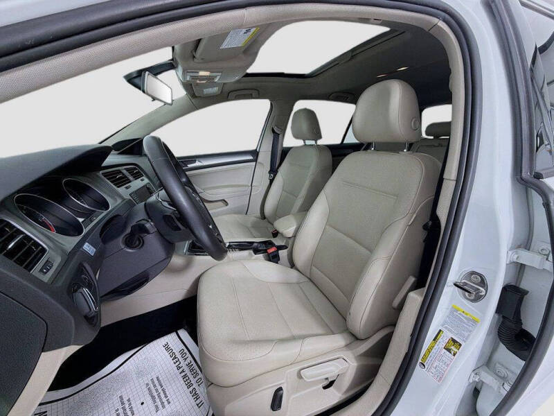 2015 Volkswagen Golf