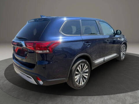 2020 Mitsubishi Outlander