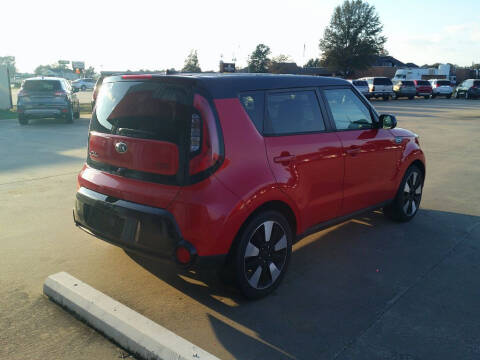 2016 Kia Soul +