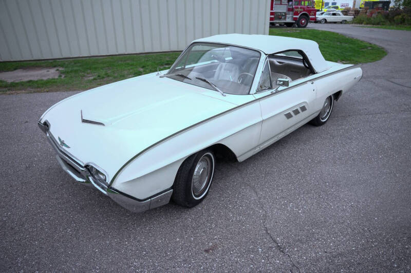 1963 Ford Thunderbird