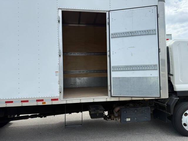 2021 Isuzu FTR