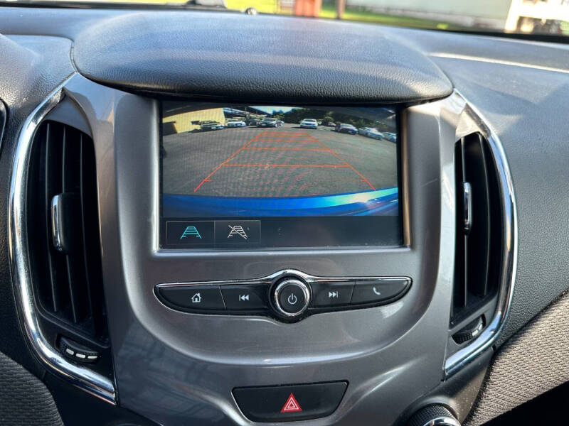 2017 Chevrolet Cruze LT Auto