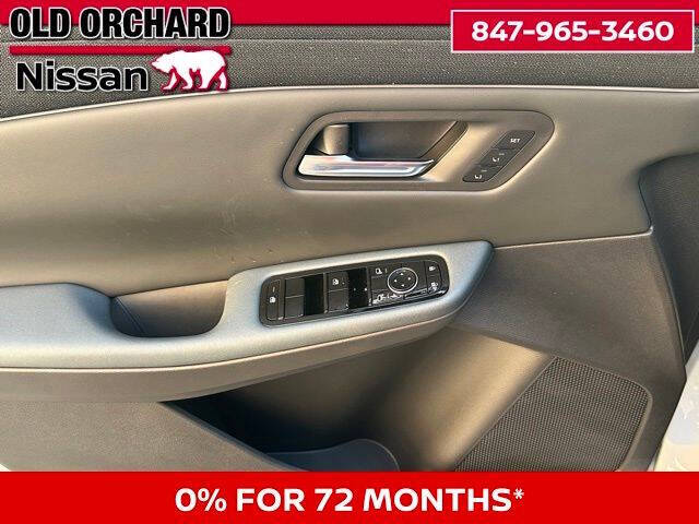 2026 Nissan LEAF Platinum+