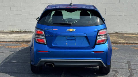 2017 Chevrolet Sonic LT Manual
