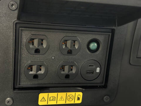 2023 Ford F-150 Lightning XLT