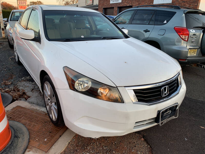 2008 Honda Accord for sale at M & C AUTO SALES in Roselle NJ