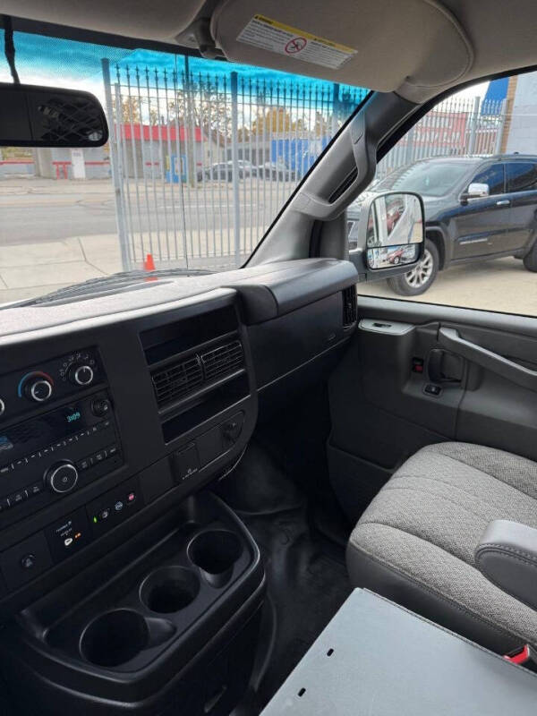 2018 Chevrolet Express 2500