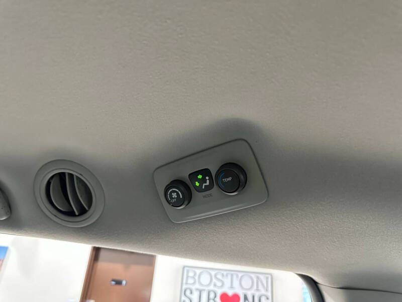 2012 Toyota Sienna