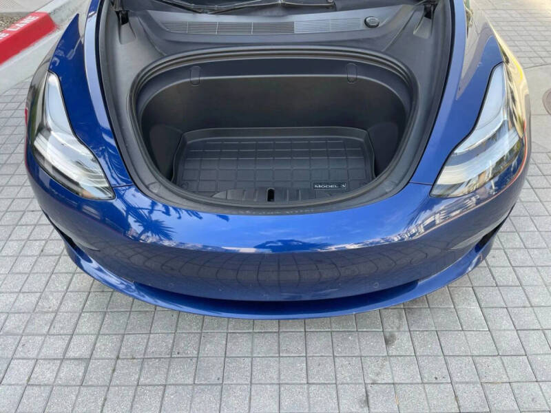 2019 Tesla Model 3 Standard Range Plus
