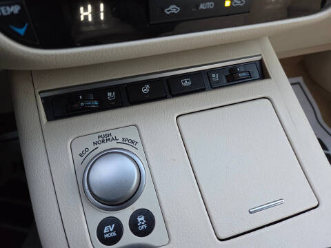 2013 Lexus ES 300h