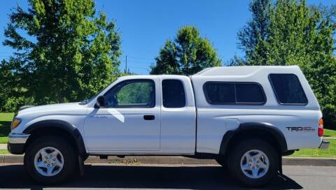 2003 Toyota Tacoma for sale at CLEAR CHOICE AUTOMOTIVE in Milwaukie OR