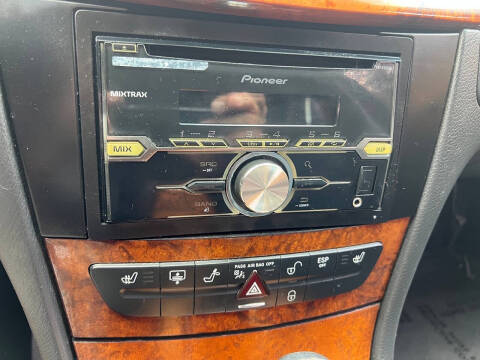 2005 Mercedes-Benz E-Class E 320