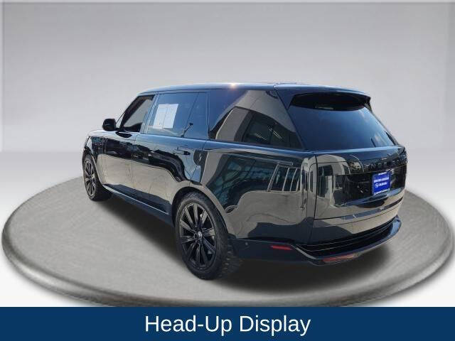2023 Land Rover Range Rover P530 SE LWB