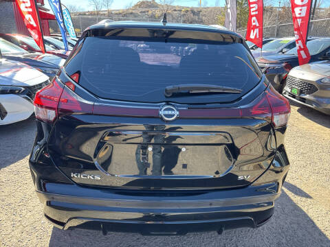 2023 Nissan Kicks SV