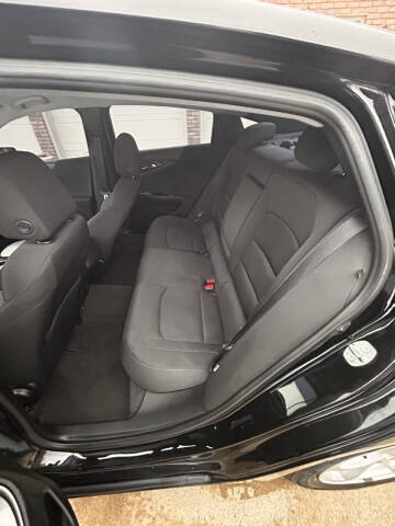 2017 Chevrolet Malibu LS