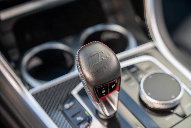 2020 BMW M8 27