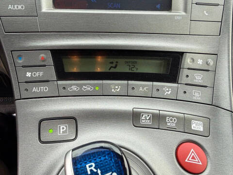 2013 Toyota Prius Two