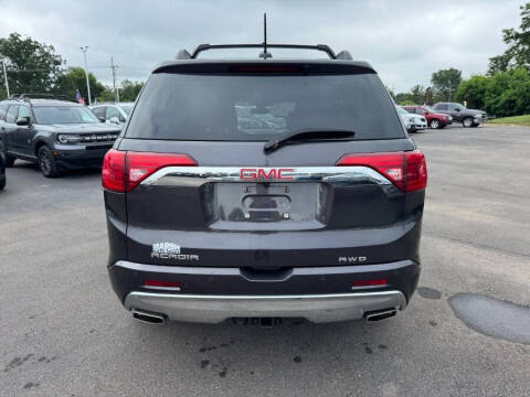 2017 GMC Acadia Denali