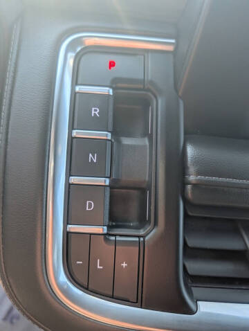 2022 Chevrolet Suburban LS