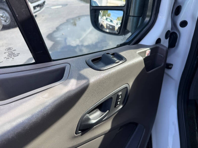 2020 Ford Transit 250