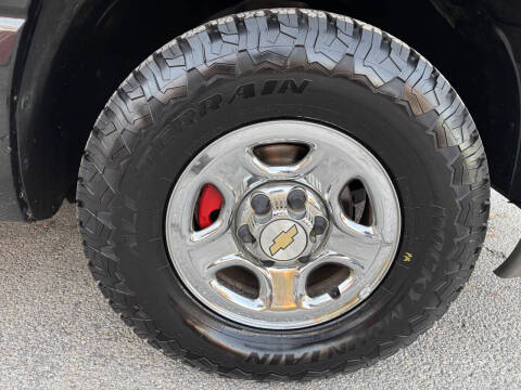 2004 Chevrolet Silverado 1500 Work Truck