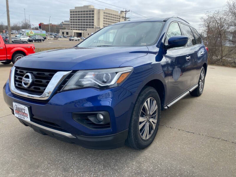 2020 Nissan Pathfinder SV