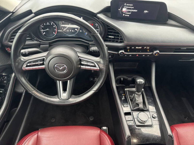 2023 Mazda Mazda3 Sedan 2.5 S Carbon Edition