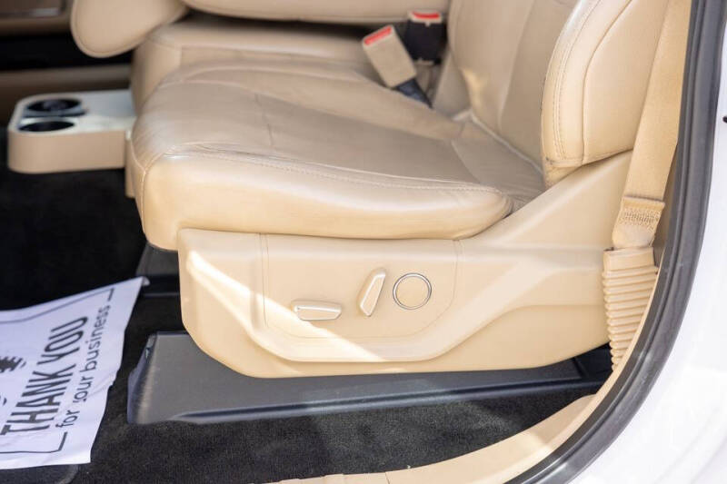 2017 Ford F-350 Super Duty Lariat