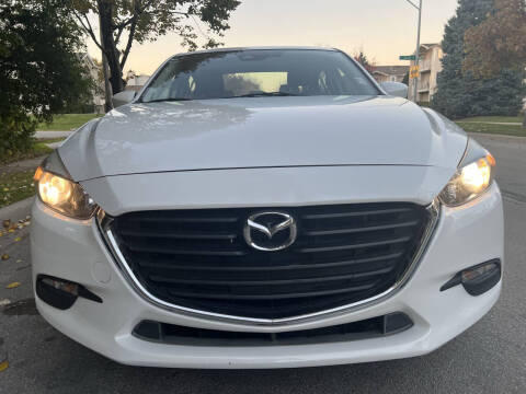 2018 Mazda MAZDA3 Touring