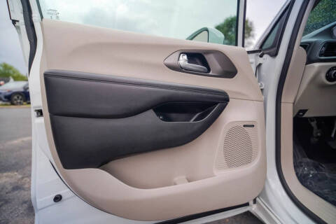 2018 Chrysler Pacifica Hybrid Limited