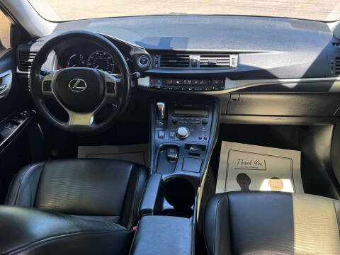 2013 Lexus CT 200h